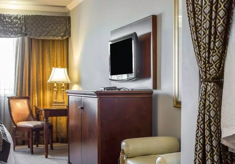 Отель Villa Montes