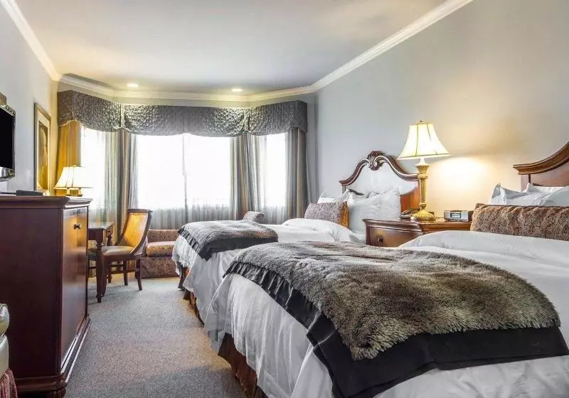 Отель Villa Montes