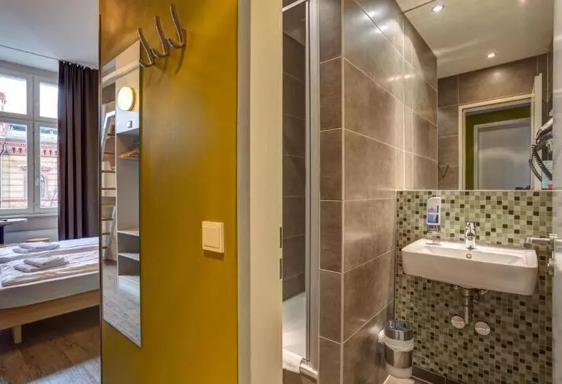 Meininger Hotel Berlin Mitte