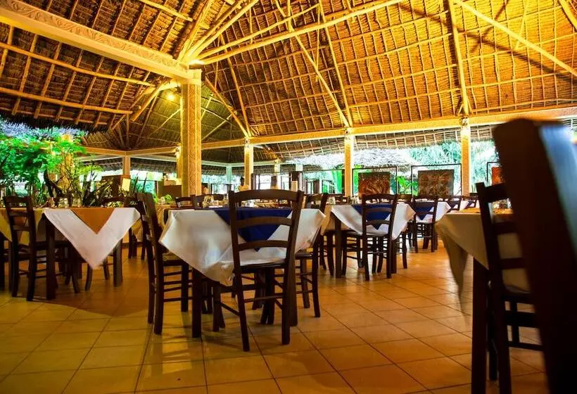 منتجع Jaz Adonia