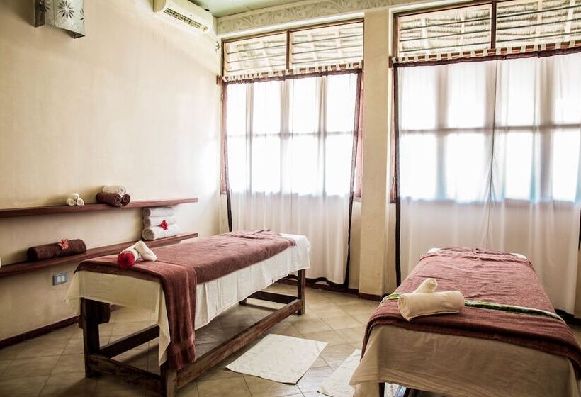 אתר נופש Jaz Adonia