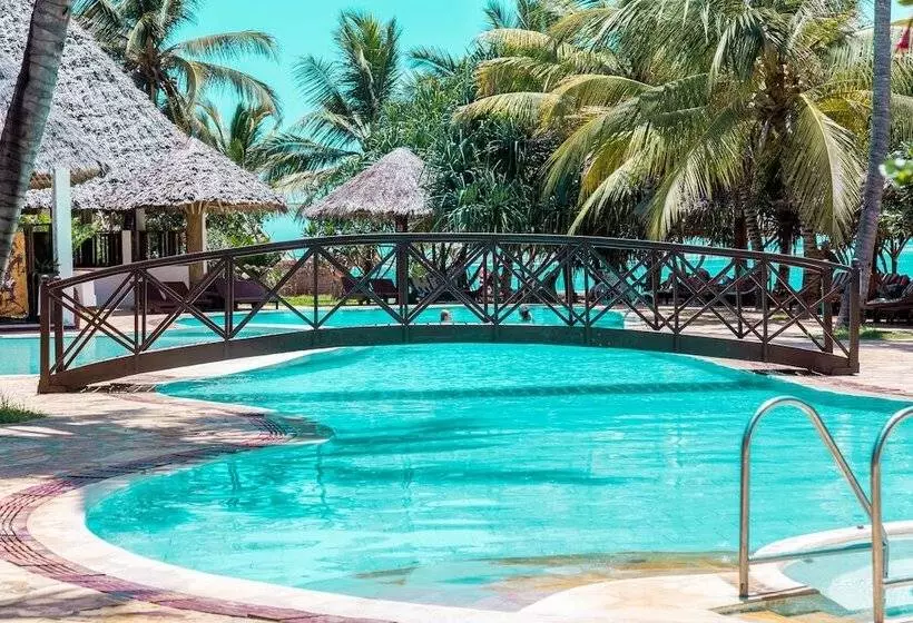 منتجع Jaz Adonia