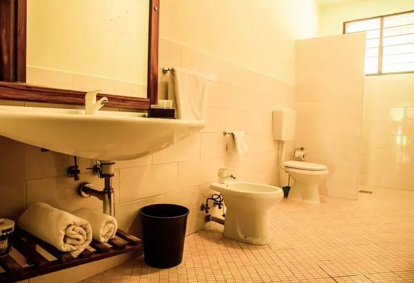 منتجع Jaz Adonia