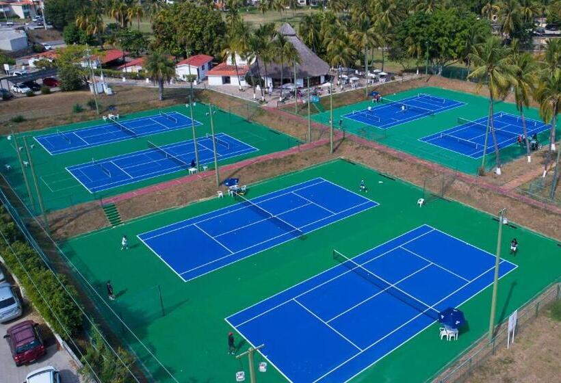 منتجع Las Hadas By Brisas