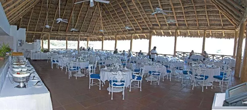 Курорт Las Hadas By Brisas