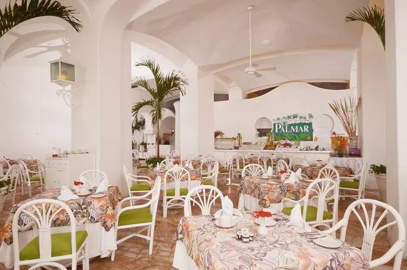 Курорт Las Hadas By Brisas