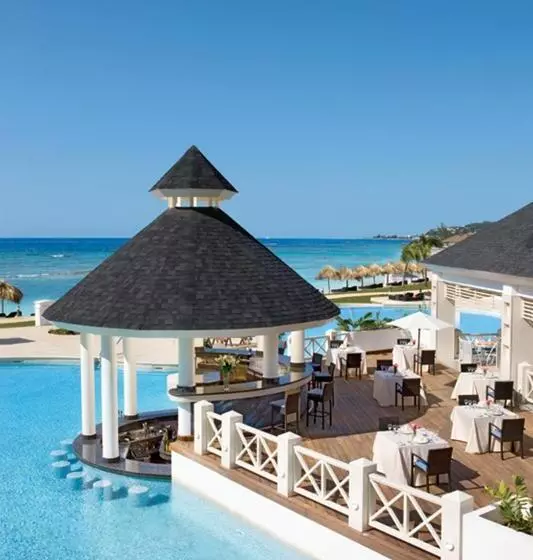 Resort Otel Secrets St. James