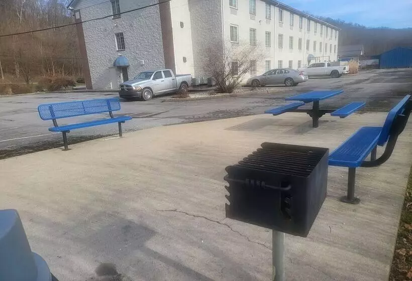 ホテル The Glenville Inn