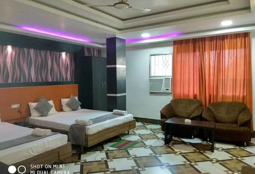 Hotelli Hb International