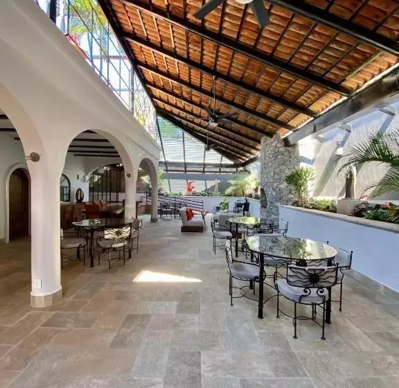 Aamiaismajoitus (B&B) Casa Del Sol Inn