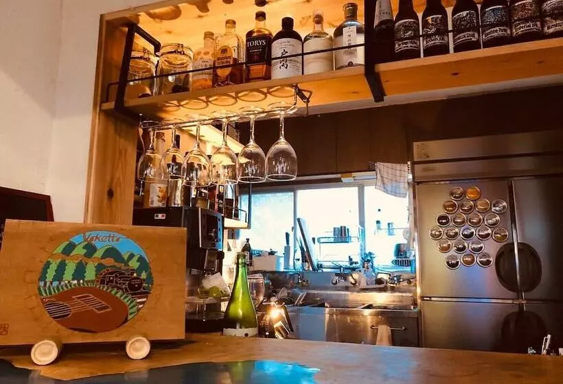 Guesthouse Voketto  Hostel