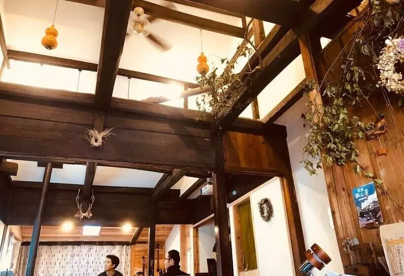 Guesthouse Voketto  Hostel