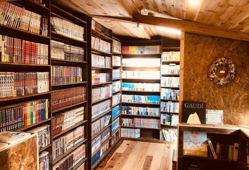 Guesthouse Voketto Hostel