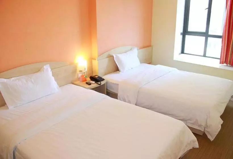 ホテル 7days Inn Nanchang North Railway Station Square