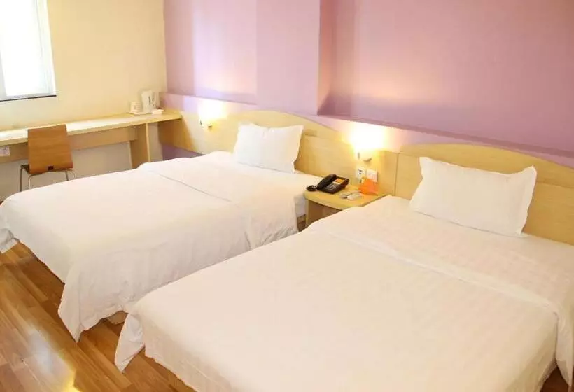 ホテル 7days Inn Nanchang North Railway Station Square
