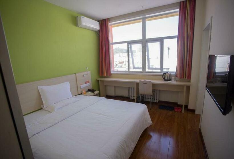 בית מלון כפרי 7days Inn Zhangjiakou Ming De North Road