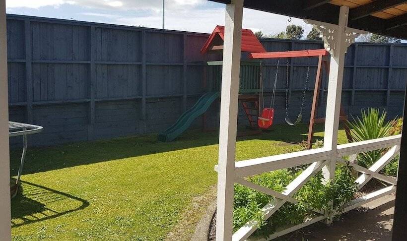 Accommodation At Te Puna Motel