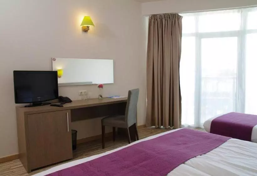 Aqua Nevis Hotel & Aqua Park   All Inclusive