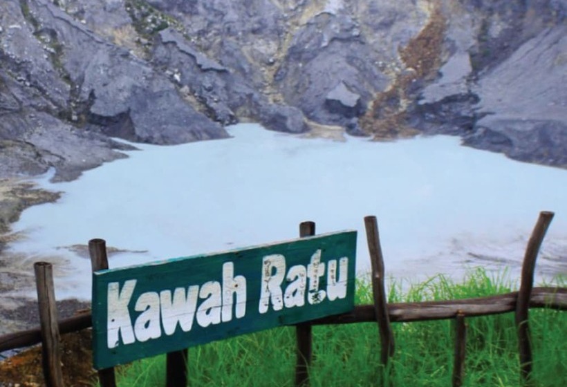 בית מלון כפרי Pondok Lariska