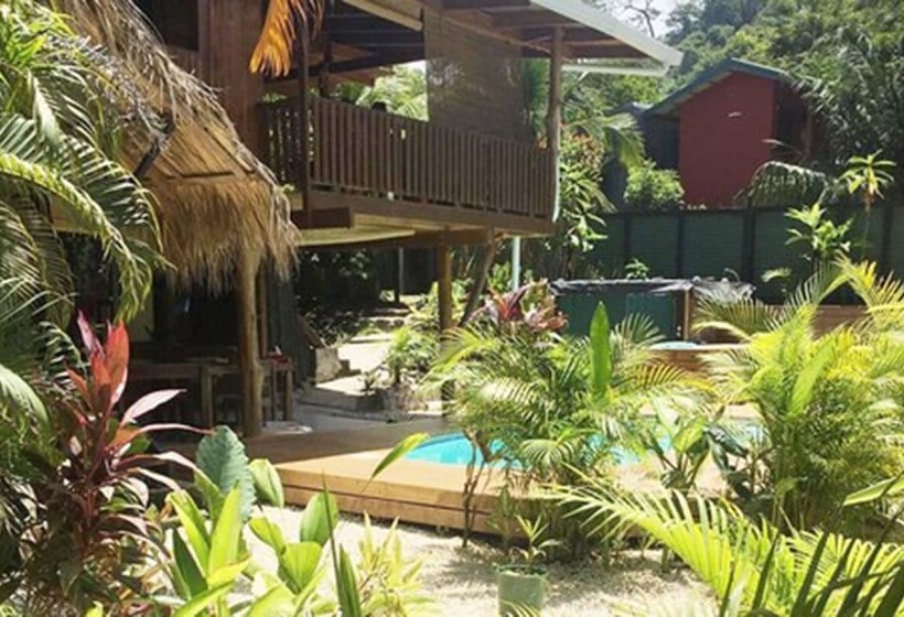 هتل Santeria Lodge