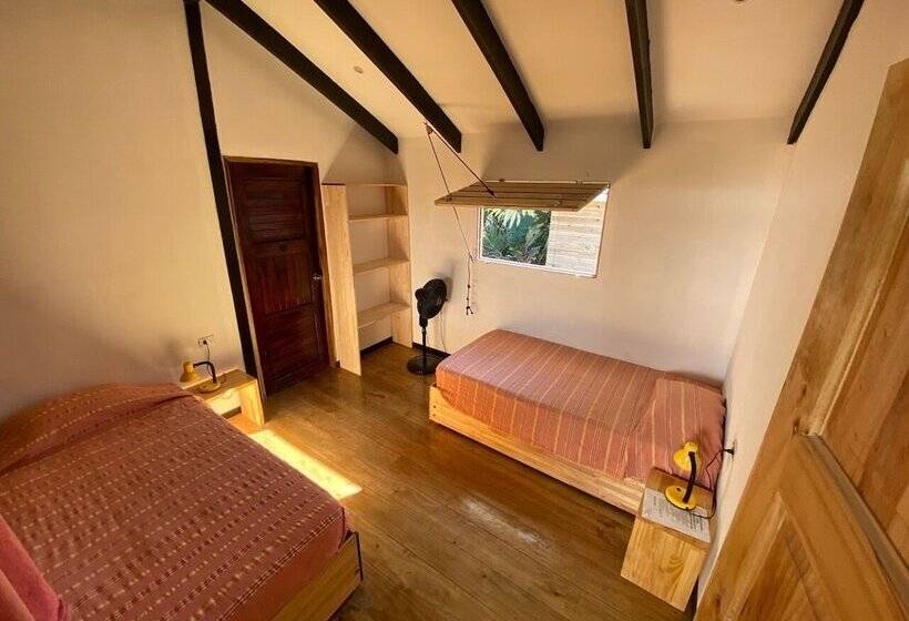 هتل Santeria Lodge