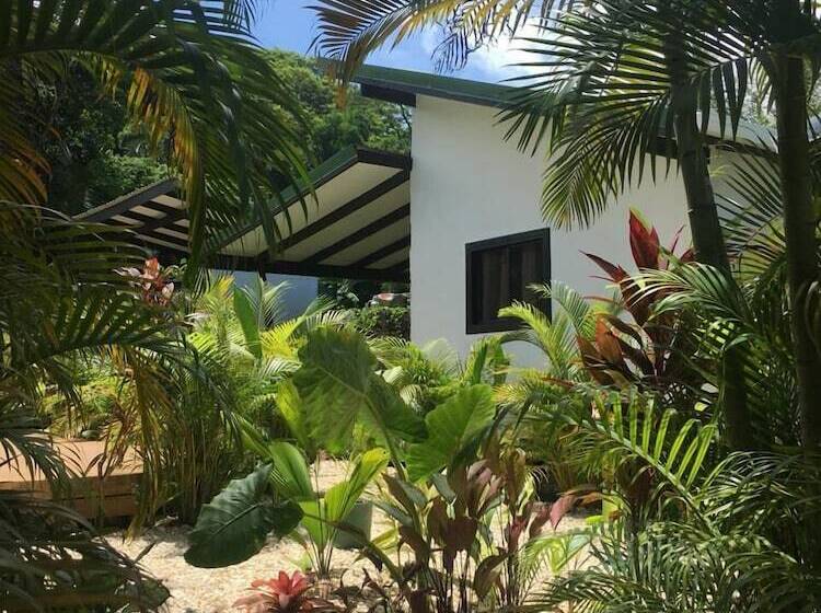 هتل Santeria Lodge