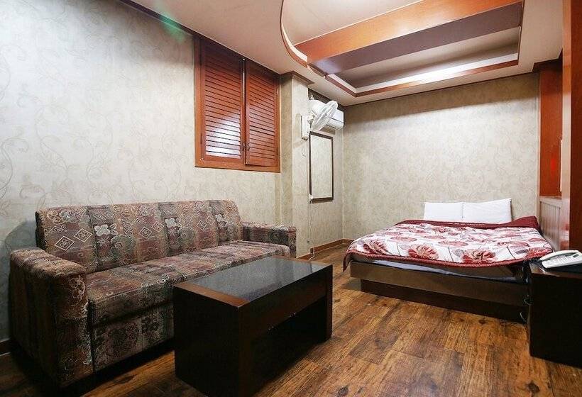 Motel Chungju Plus