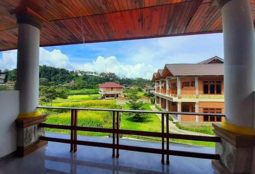 פנסיון Juma Cottages