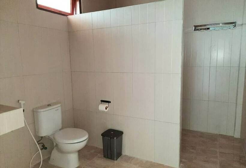 פנסיון Juma Cottages