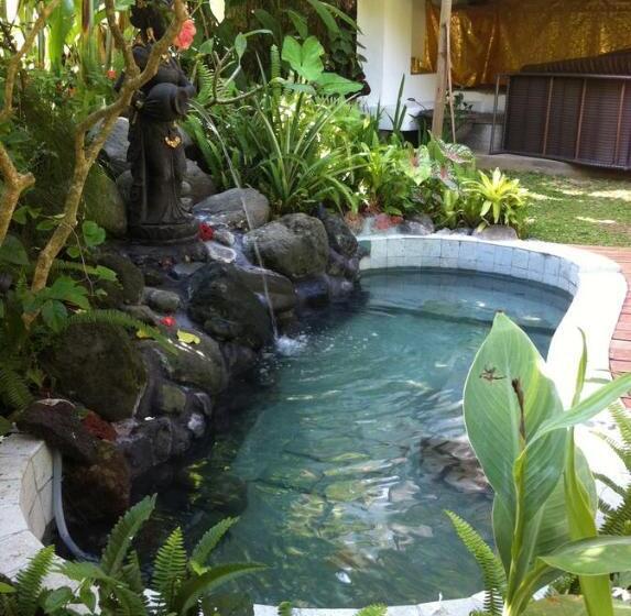 Pension (Hôtel basse catégorie) White Lotus Oasis