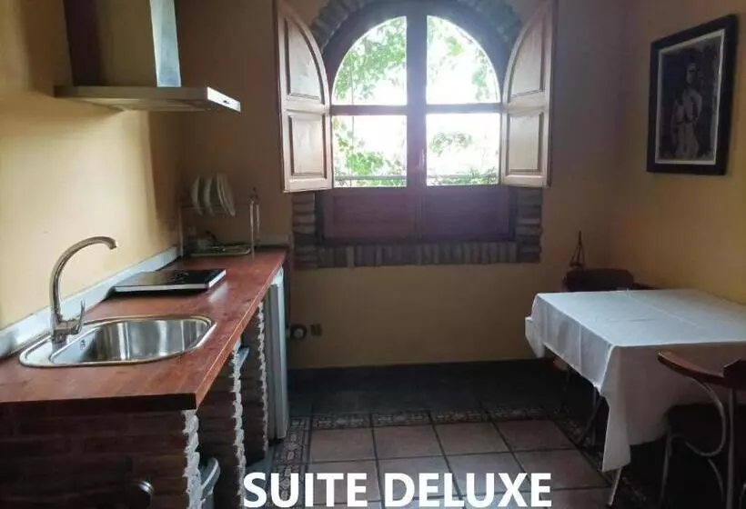 تختخواب و صبحانه Alojamientos La Casa De Piedra