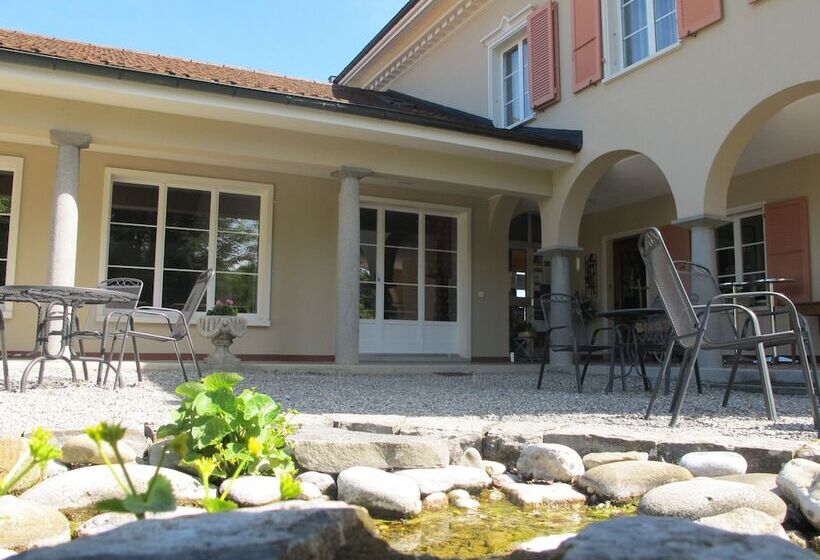 Отель Bildungszentrum Burgbühl