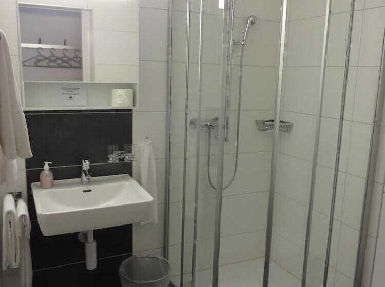 Отель Bildungszentrum Burgbühl