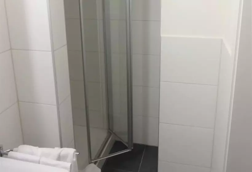 هتل Bildungszentrum Burgbühl