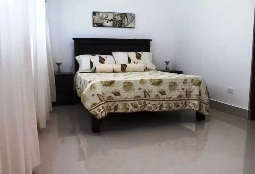 ホテル Cabarete Town House