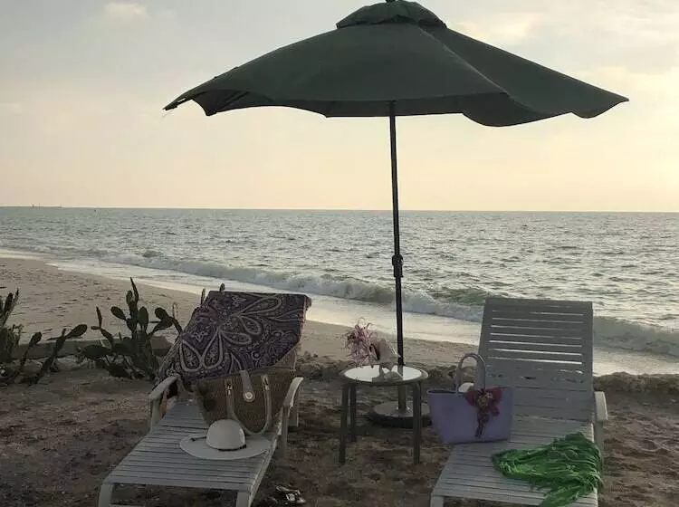 Hotelli Casa Bremar 3097   Only Adults