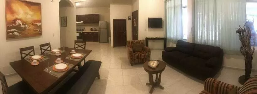 Hotelli Casa Ixora