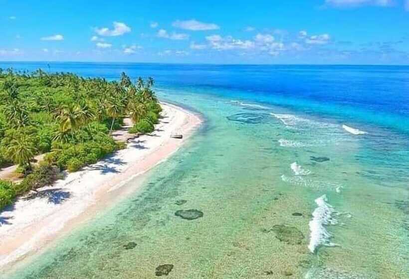 هتل Charming Holiday Lodge