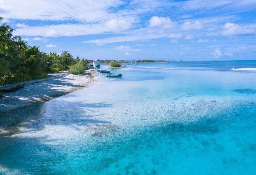 هتل Charming Holiday Lodge