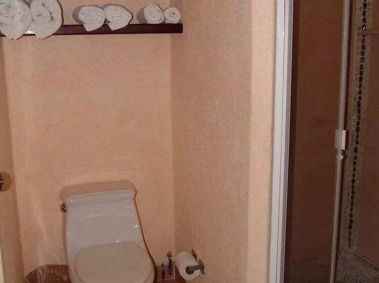 هتل La Escollera Suites Adults Only