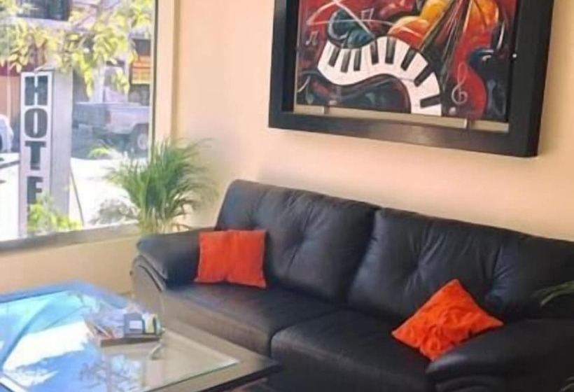 فندق La Jolla Express