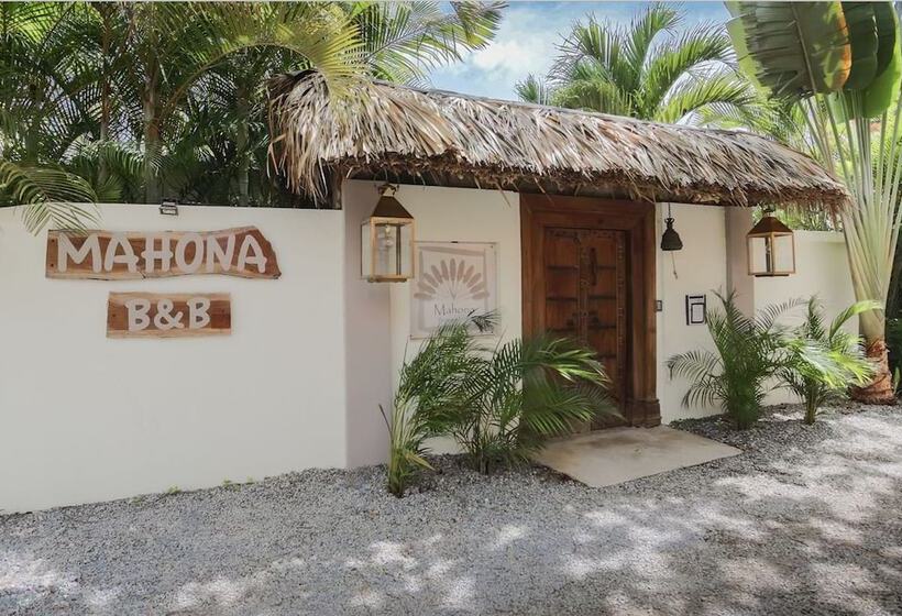 هتل Mahona Bed & Breakfast