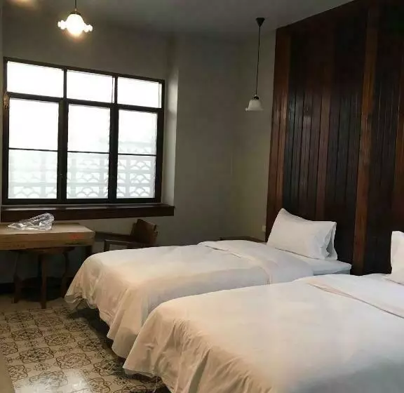 Hotelli Thaimueang Boutique