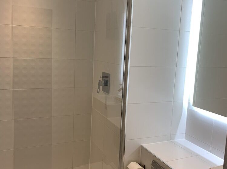 Motel Air Glasgow Airport