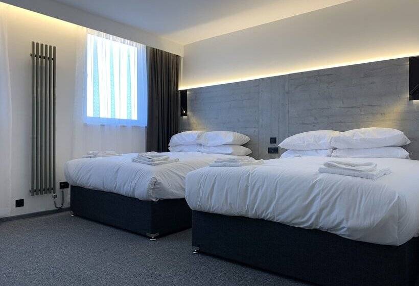 Motel Air Glasgow Airport