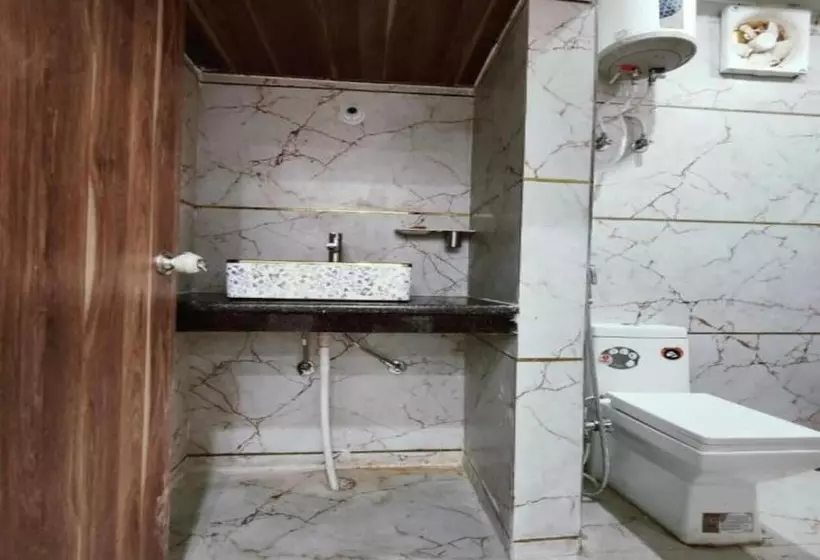 ホテル Royal Vrindavan