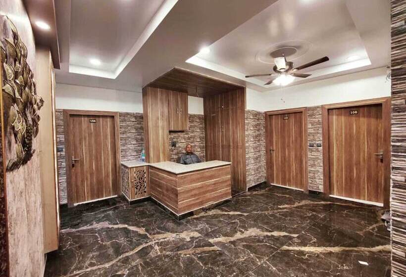 בית מלון כפרי Royal Vrindavan