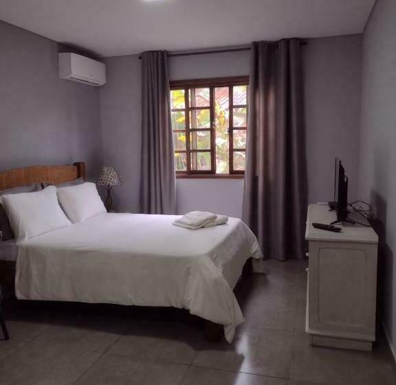 Pansiyon Armazém Do Porto, Chalé Azaléia