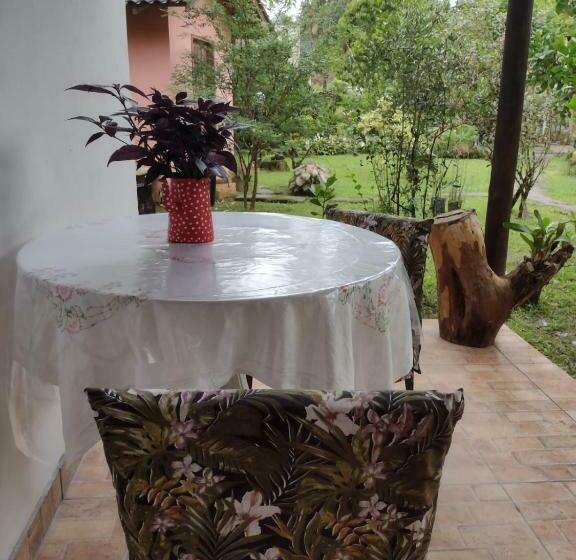 Pansiyon Armazém Do Porto, Chalé Azaléia