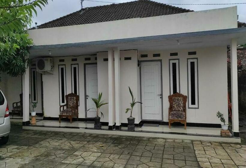 ペンション Astiti Ayu Kost 1